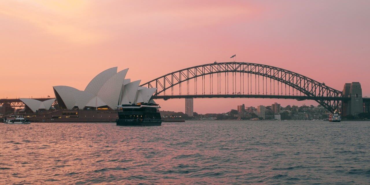 https://www.tetraconsultants.com/wp-content/uploads/2021/08/pexels-marley-clovelly-36735482-1280x640.jpg