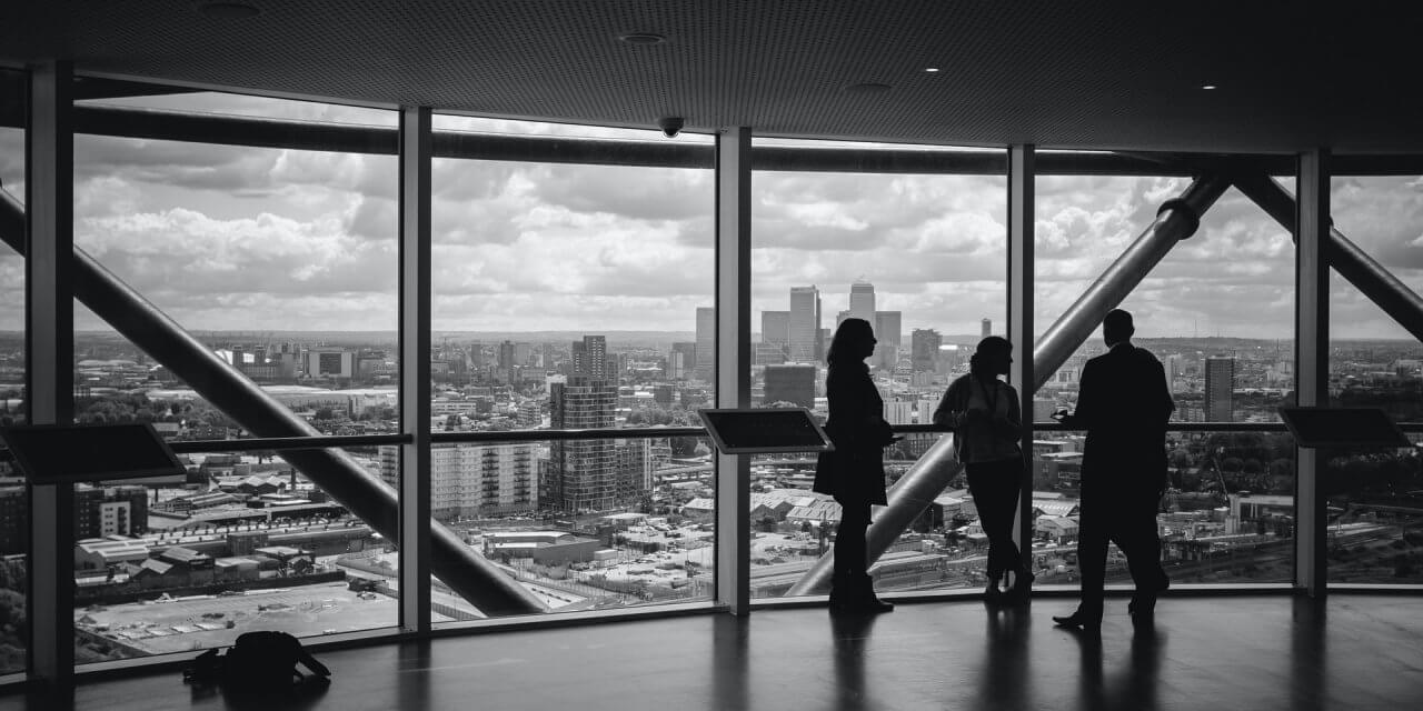 https://www.tetraconsultants.com/wp-content/uploads/2021/10/charles-forerunner-3fPXt37X6UQ-unsplash-1280x640.jpg