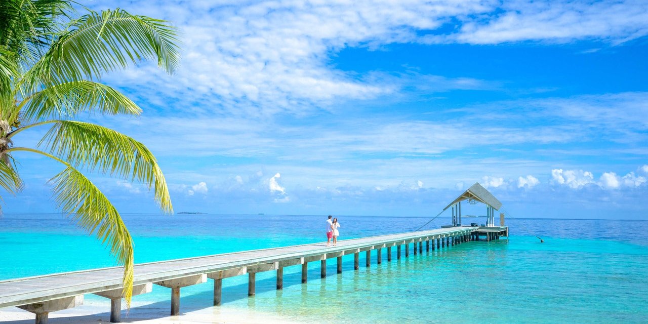 https://www.tetraconsultants.com/wp-content/uploads/2022/01/pexels-asad-photo-maldives-9470484-1280x640.jpg