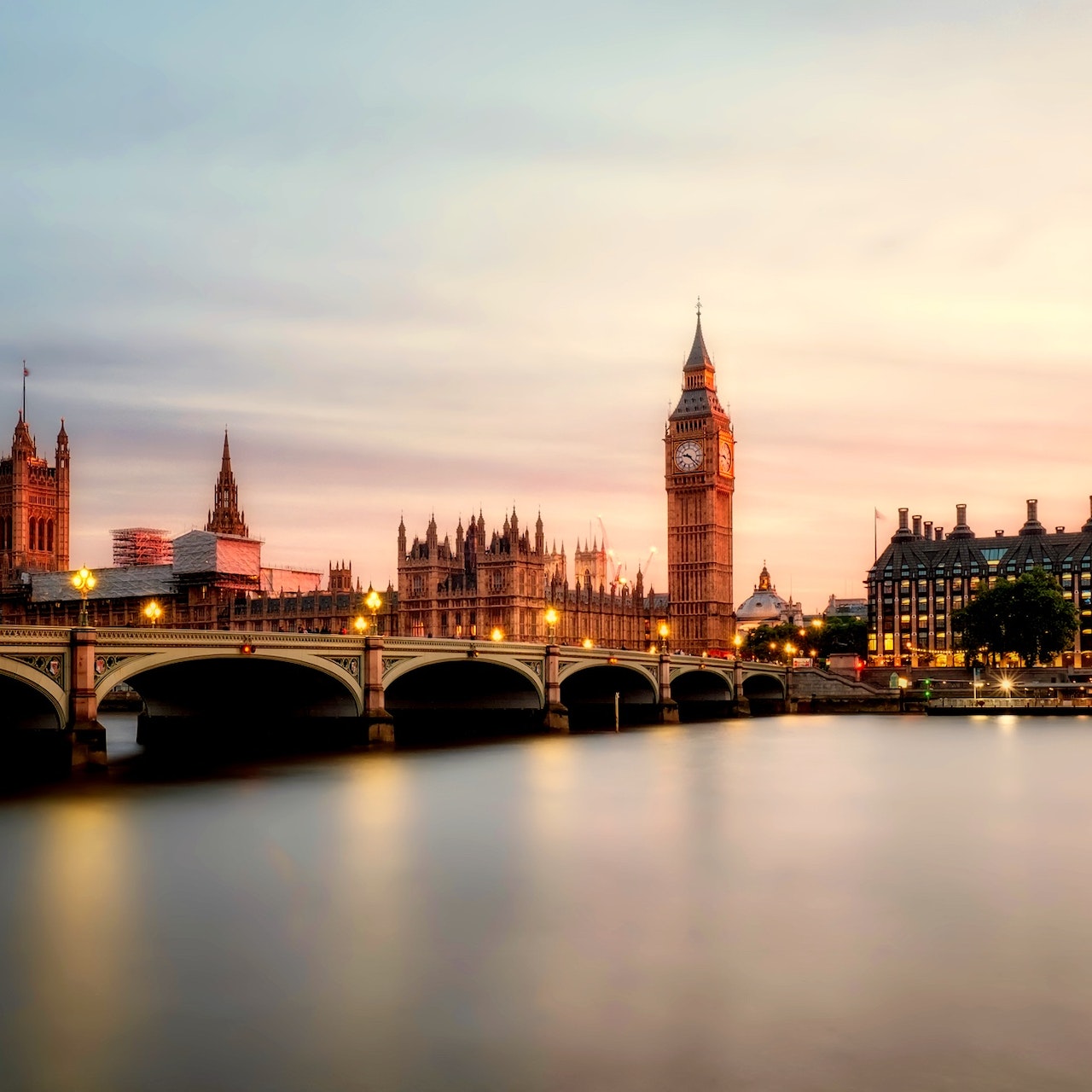 How to Acquire an Uk EMI Licence?