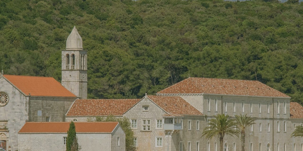 https://www.tetraconsultants.com/wp-content/uploads/2023/04/pexels-tom-forrest-14596609-1280x640.jpg