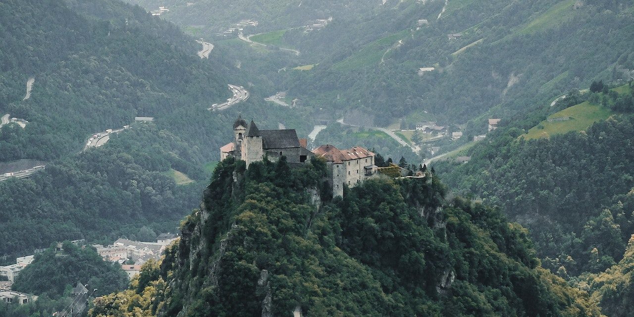 https://www.tetraconsultants.com/wp-content/uploads/2023/04/pexels-veronica-bertollo-7201566-1280x640.jpg